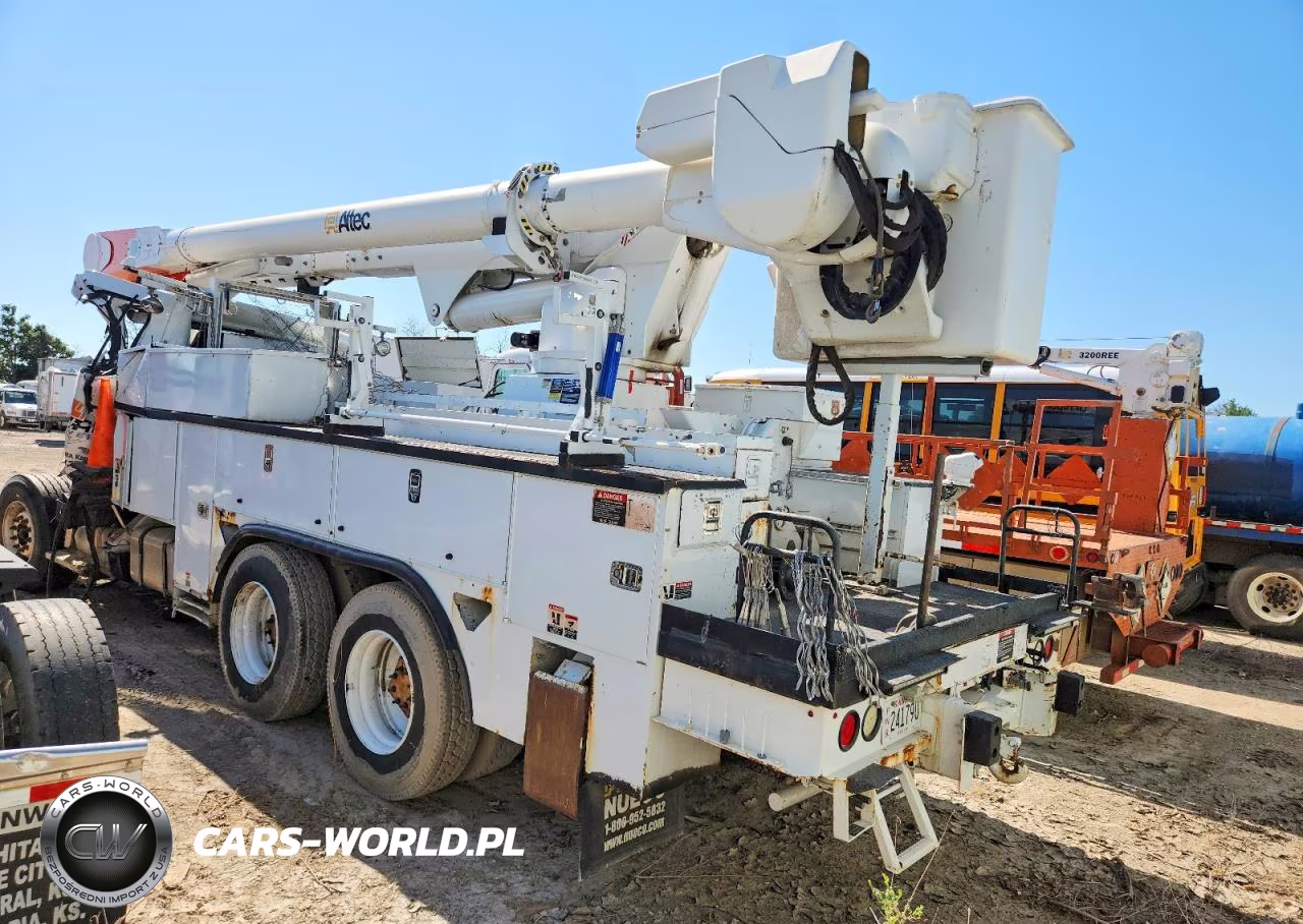 2012 Freightliner Business Class M2 Bucket Truck VIN:1FVHCYBS8CHBP7710 - 3