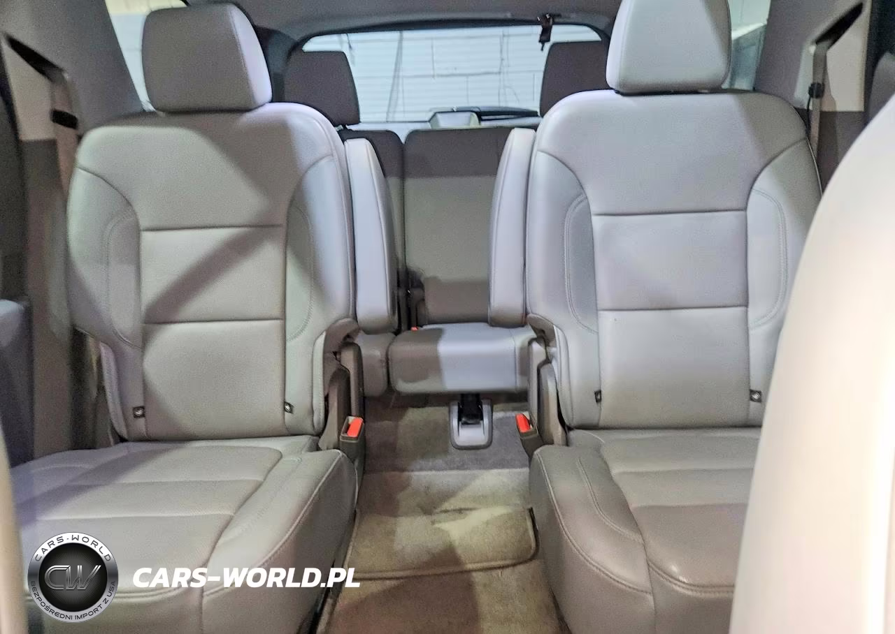 2020 Chevrolet Traverse Premier VIN:1GNEVKKW4LJ216119 - 10