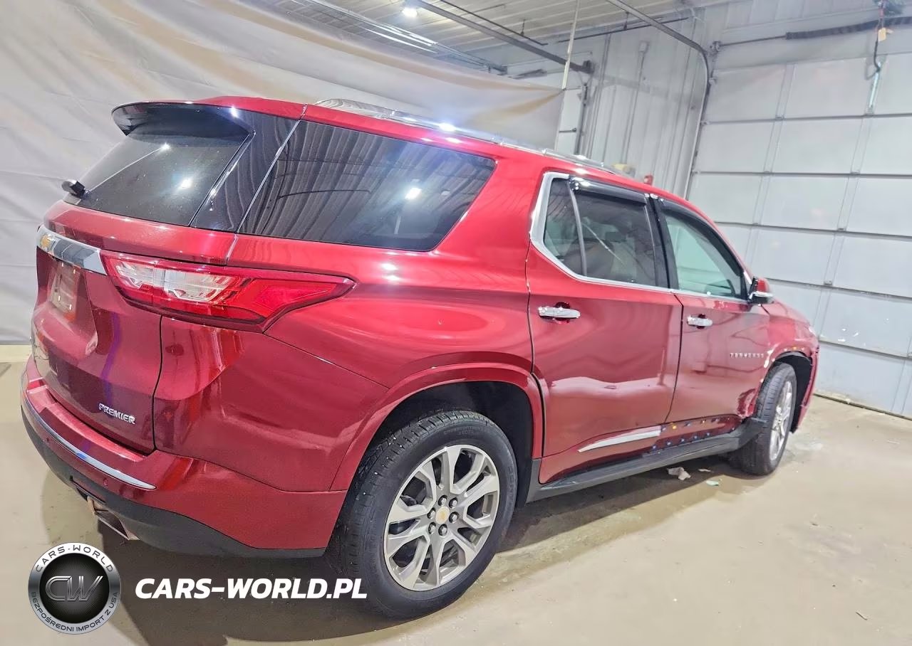 2020 Chevrolet Traverse Premier VIN:1GNEVKKW4LJ216119 - 3