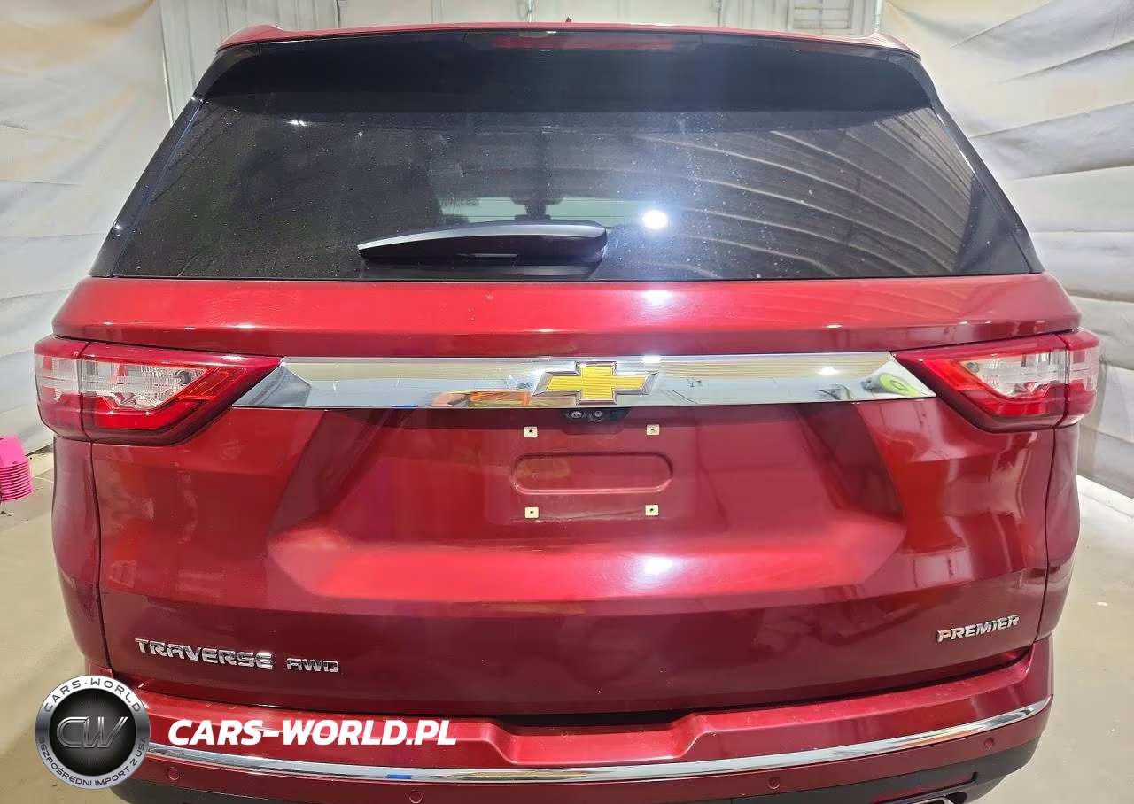 2020 Chevrolet Traverse Premier VIN:1GNEVKKW4LJ216119 - 6