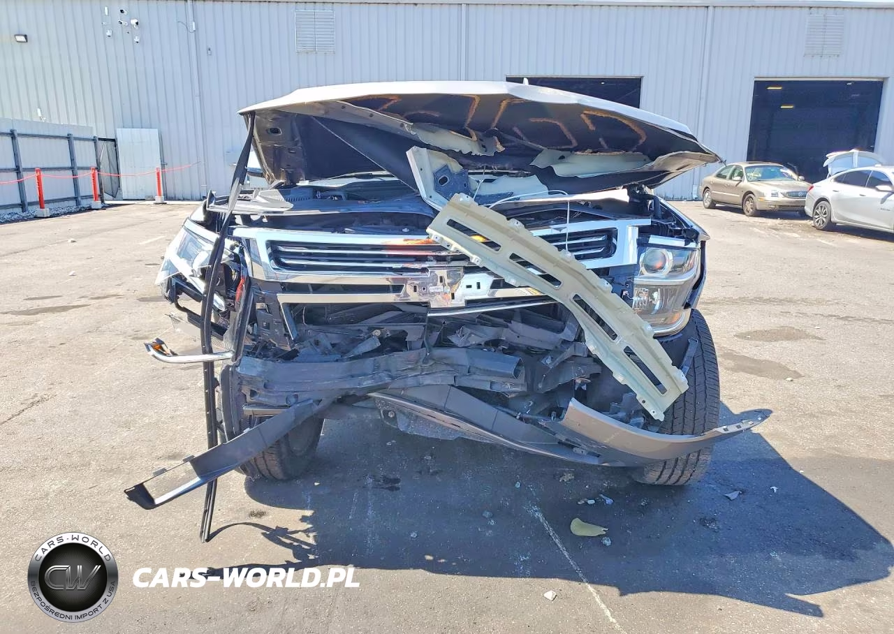 2017 Chevrolet Suburban Premier VIN:1GNSCJKC4HR343695 - 5