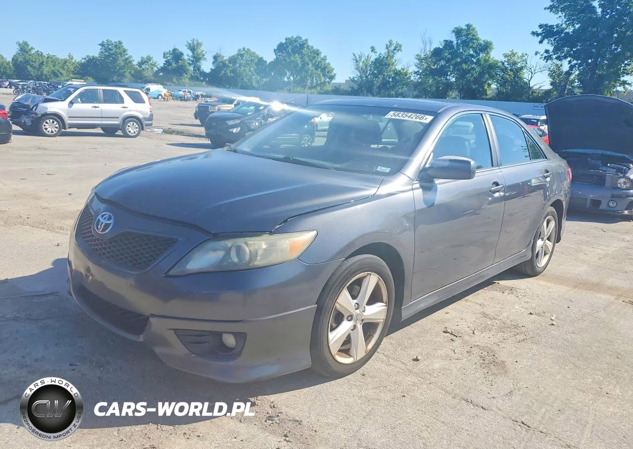 2011 Toyota Camry Se V6 – zdjęcie 1 z 12