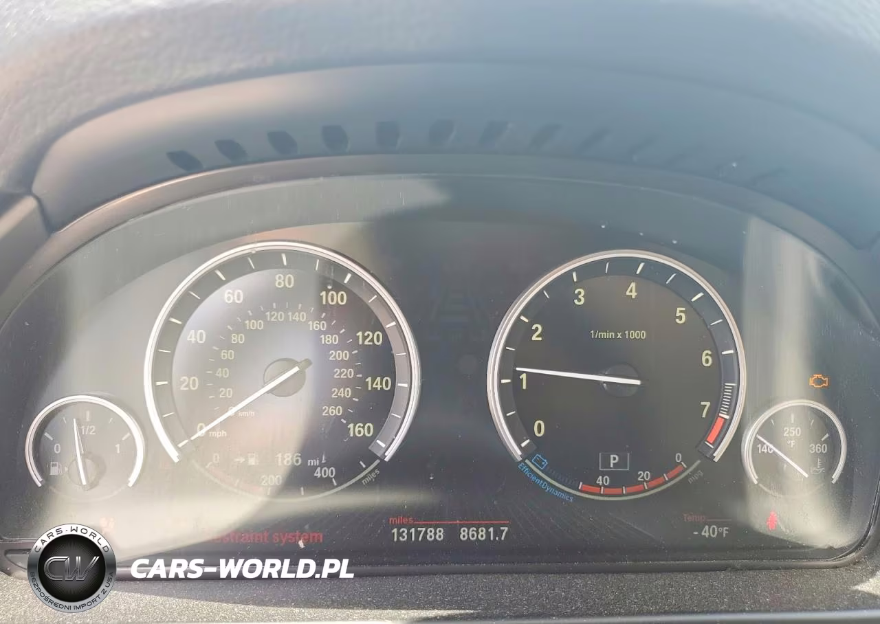 2015 BMW X5 xDrive35I VIN:5UXKR0C50F0K60850 - 9