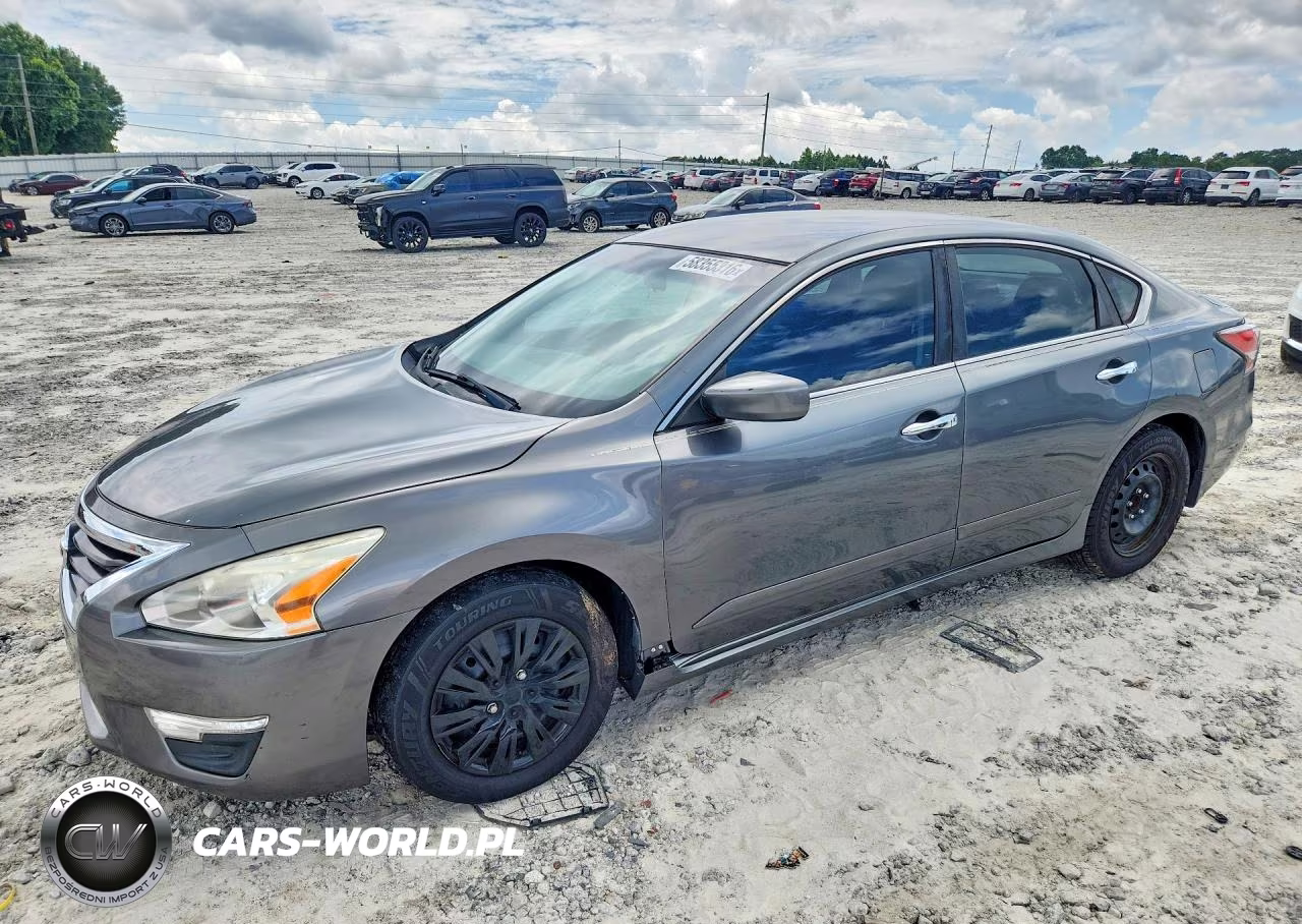 2014 Nissan Altima 2.5 S – zdjęcie 1 z 12