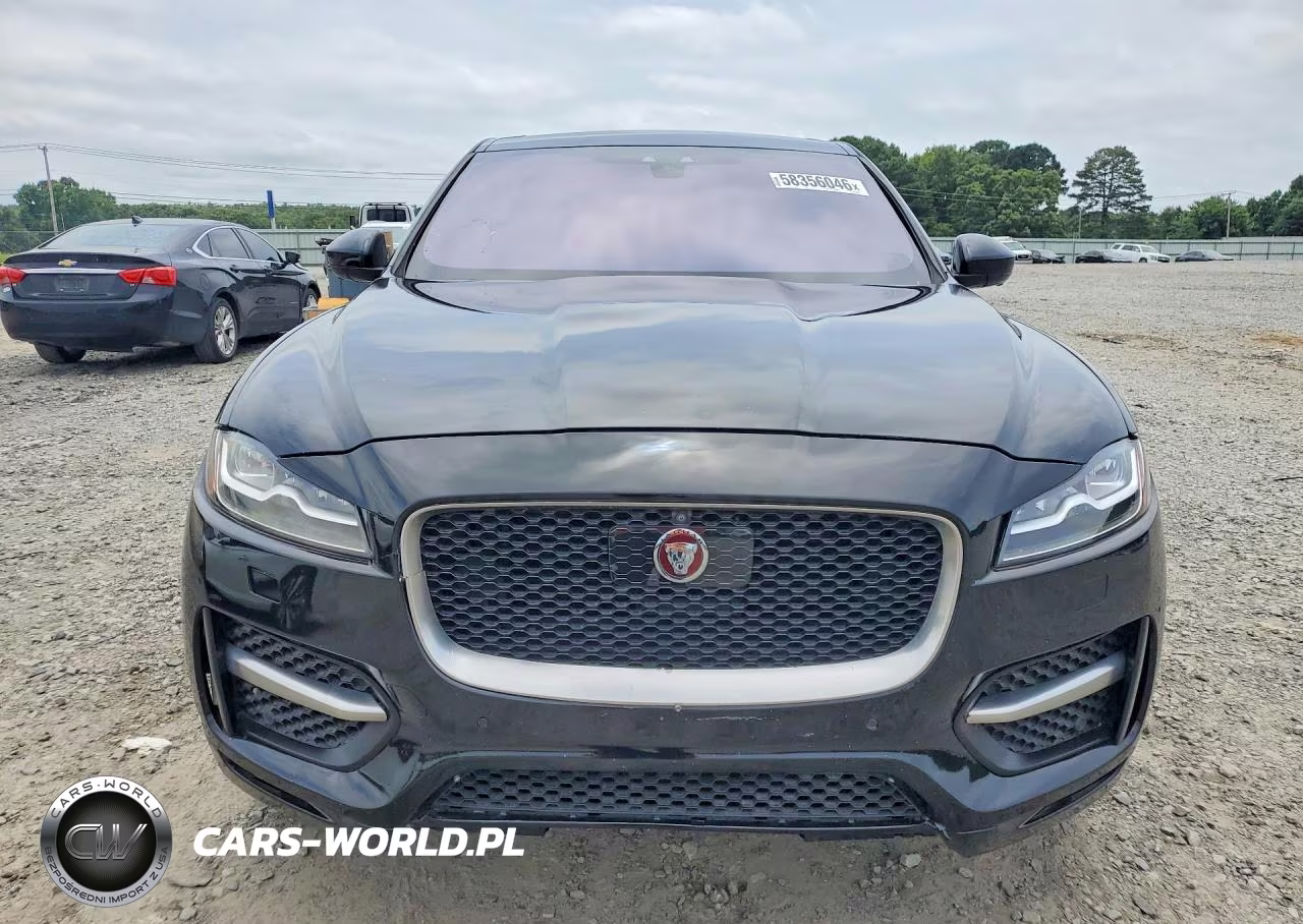 2018 Jaguar F-Pace R - Sport VIN:SADCL2FX8JA262689 - 5