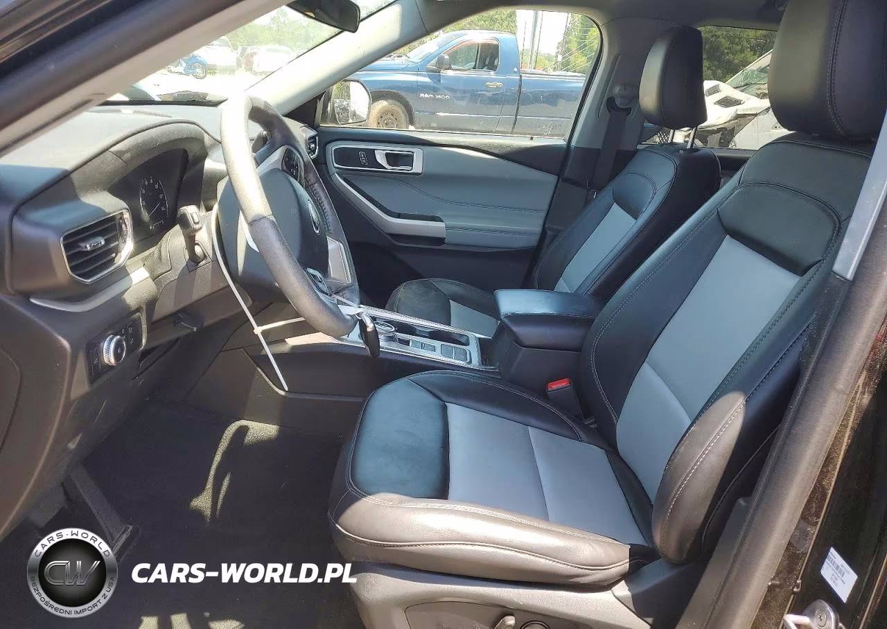 2023 Ford Explorer Xlt VIN:1FMSK7DHXPGA73952 - 7