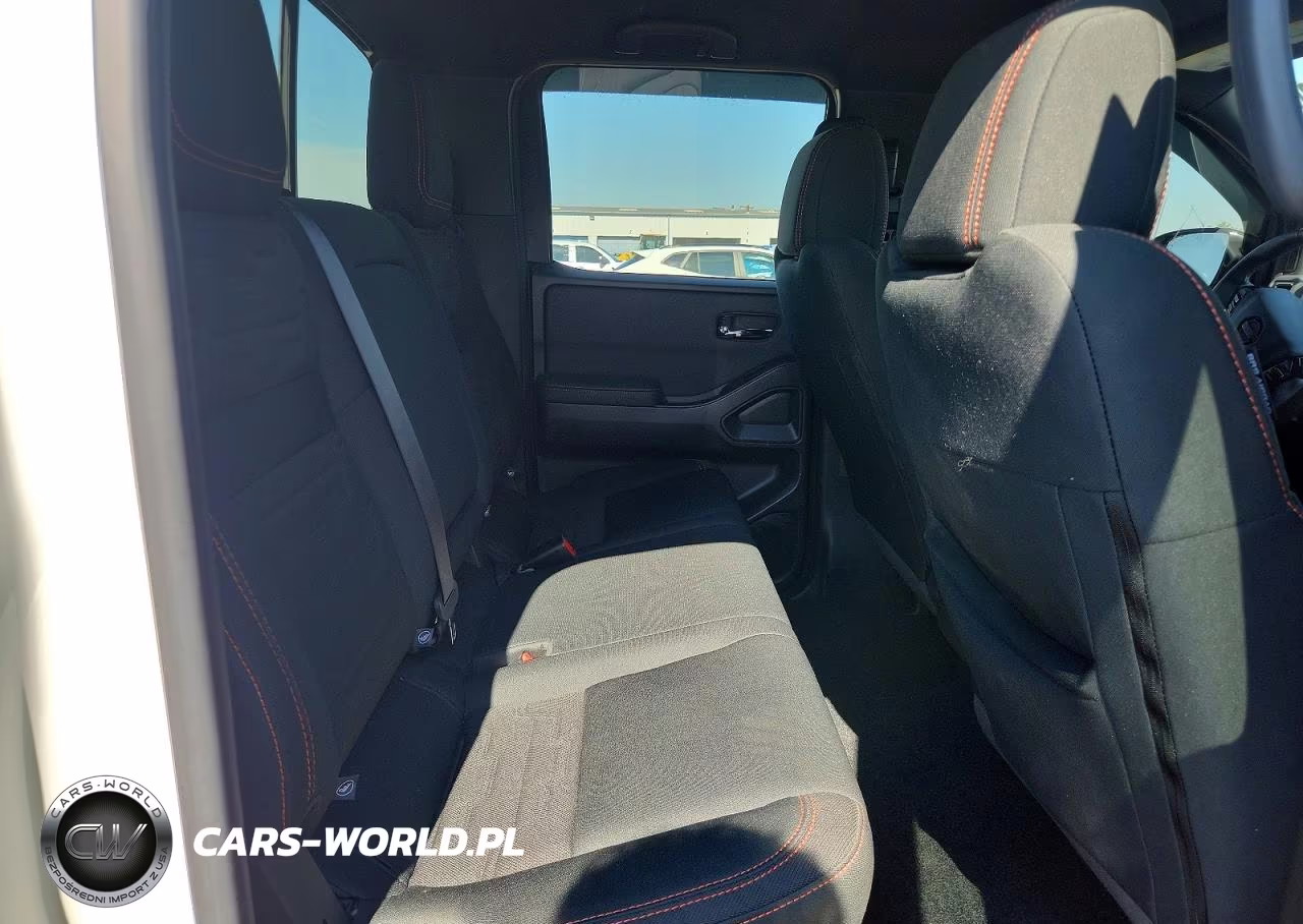 2024 Nissan Frontier Pro-4X VIN:1N6ED1EK6RN659319 - 10