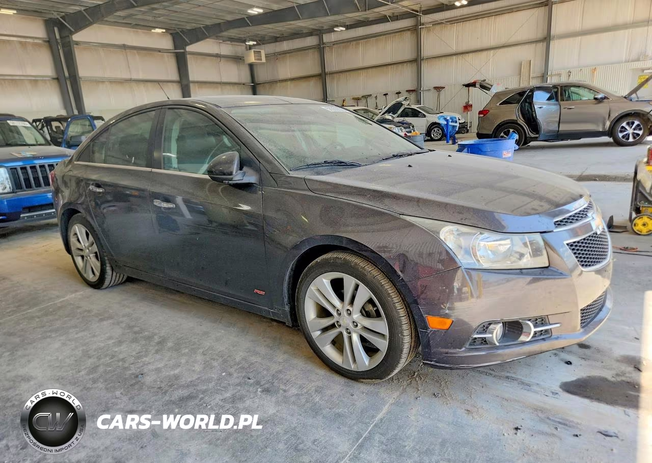 2014 Chevrolet Cruze Ltz VIN:1G1PG5SB5E7335705 - 4