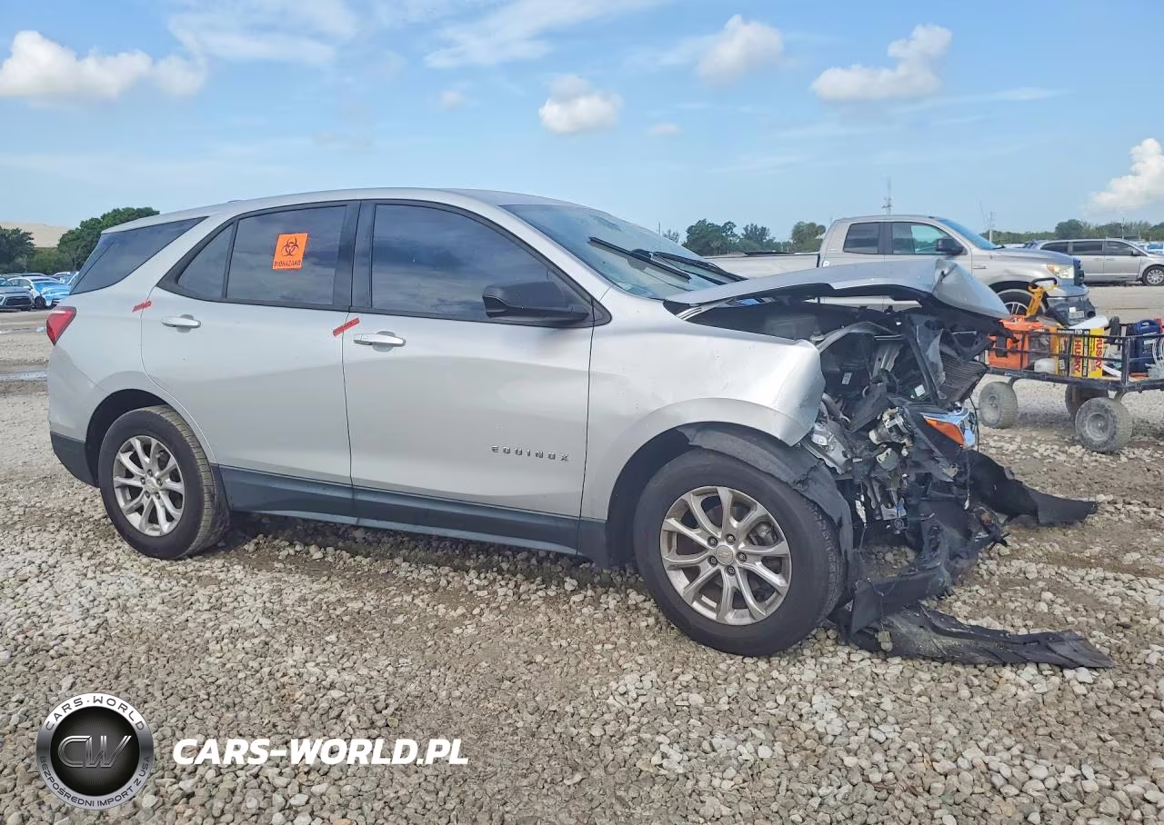 2018 Chevrolet Equinox Ls VIN:2GNAXHEVXJ6116597 - 4
