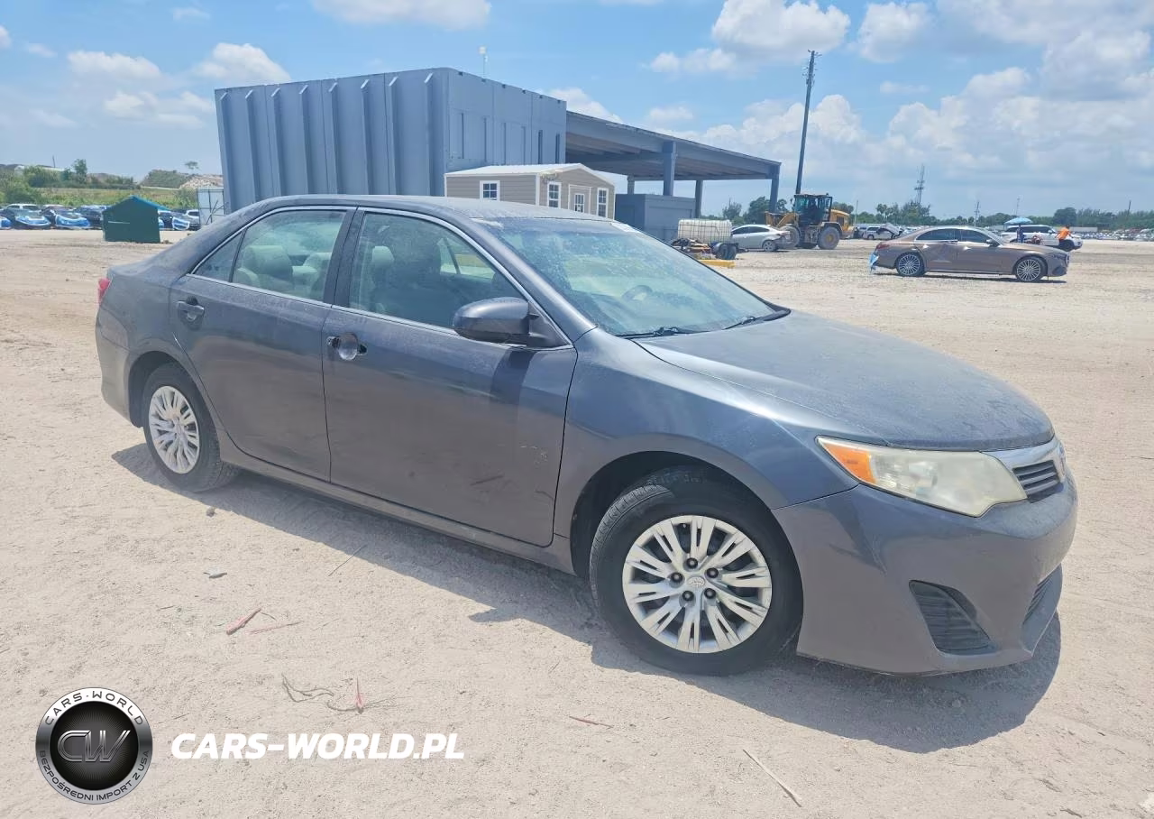 2012 Toyota Camry L VIN:4T1BF1FK9CU572196 - 4