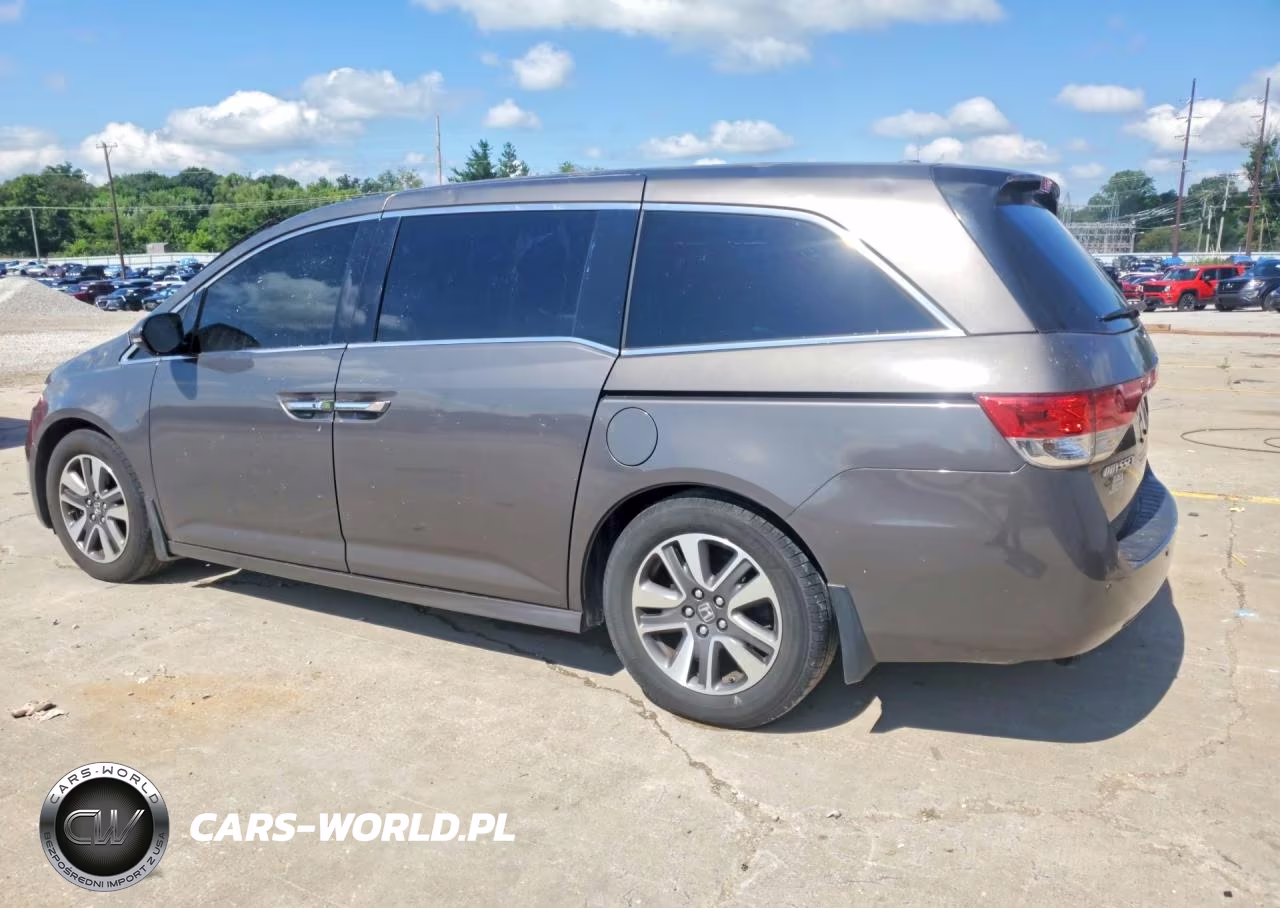 2015 Honda Odyssey Touring VIN:5FNRL5H97FB024787 - 2