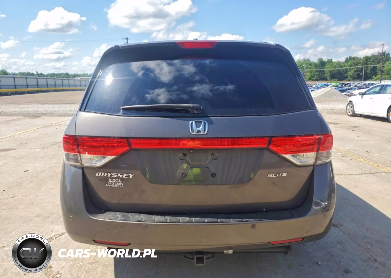 2015 Honda Odyssey Touring VIN:5FNRL5H97FB024787 - 6