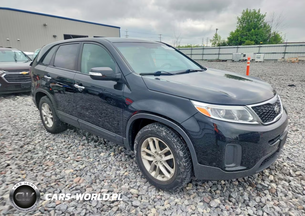 2015 Kia Sorento Lx VIN:5XYKT3A69FG647603 - 4