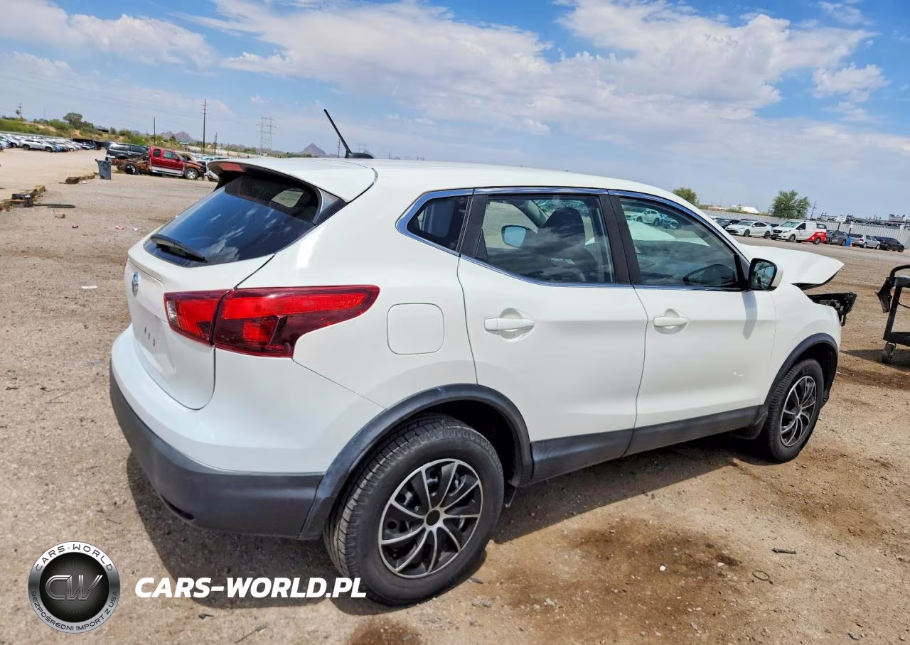 2019 Nissan Rogue Sport S VIN:JN1BJ1CP0KW237353 - 3