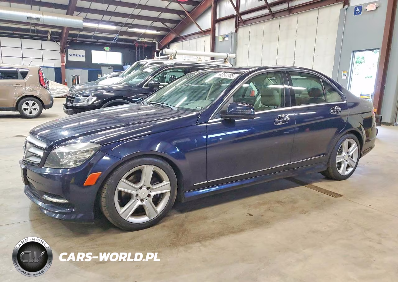2011 Mercedes-Benz C 300 4Matic VIN:WDDGF8BB0BR143013 - 1