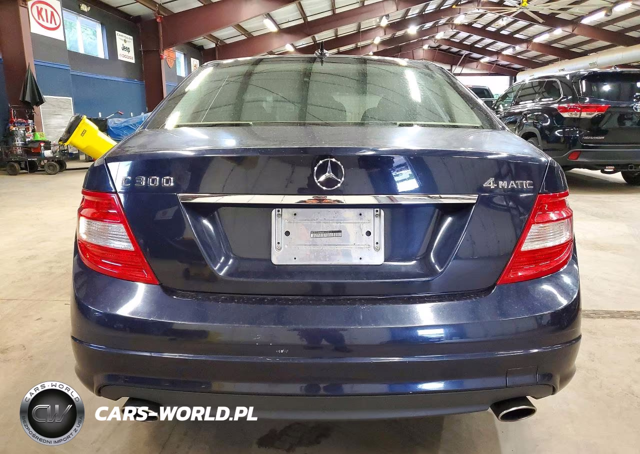 2011 Mercedes-Benz C 300 4Matic VIN:WDDGF8BB0BR143013 - 6