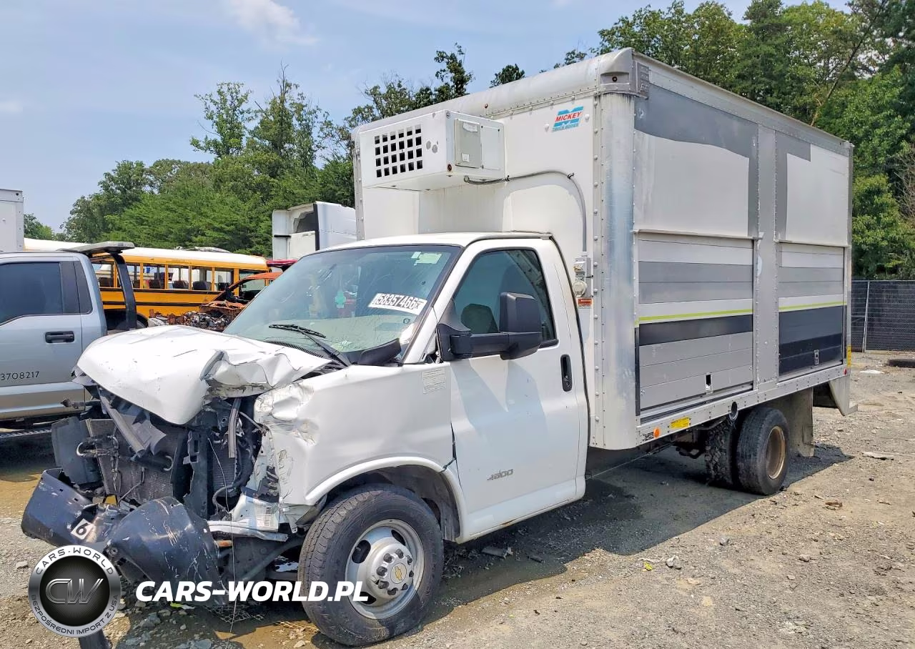 2017 Chevrolet Express Refrigerated Box Truck