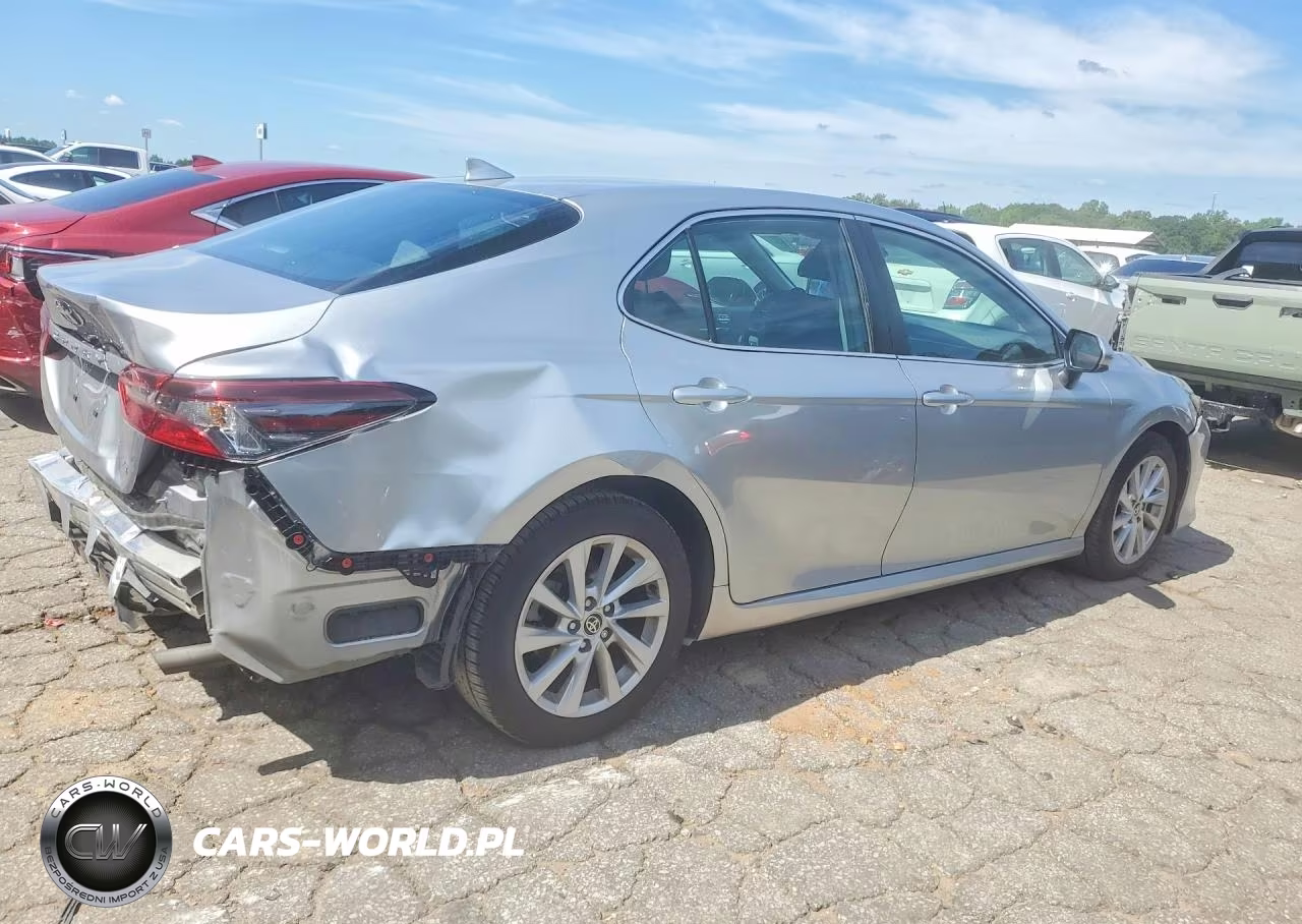 2023 Toyota Camry Le VIN:4T1C11AK5PU803787 - 3