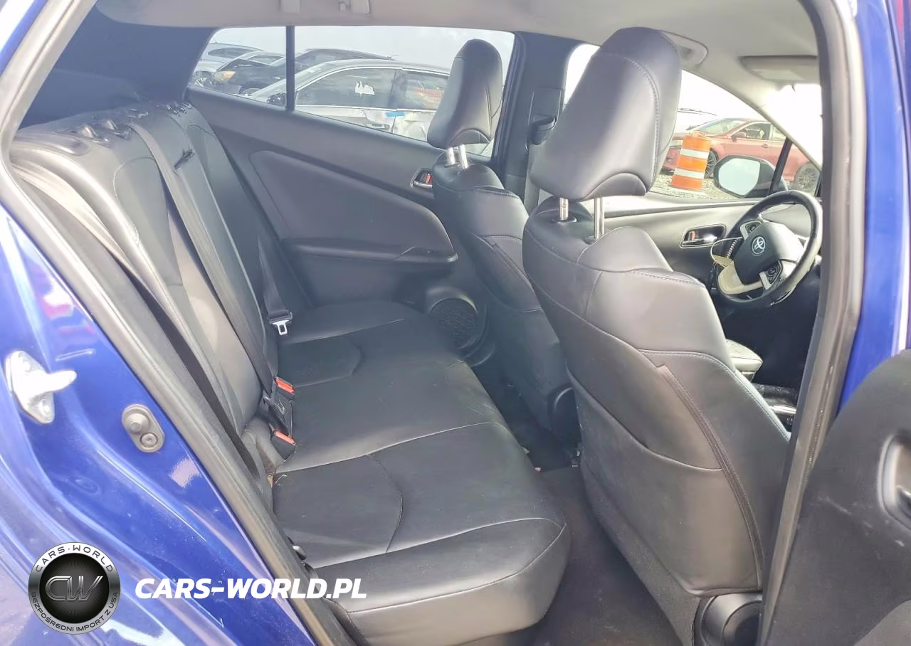 2016 Toyota Prius Three Touring VIN:JTDKARFU9G3519710 - 10