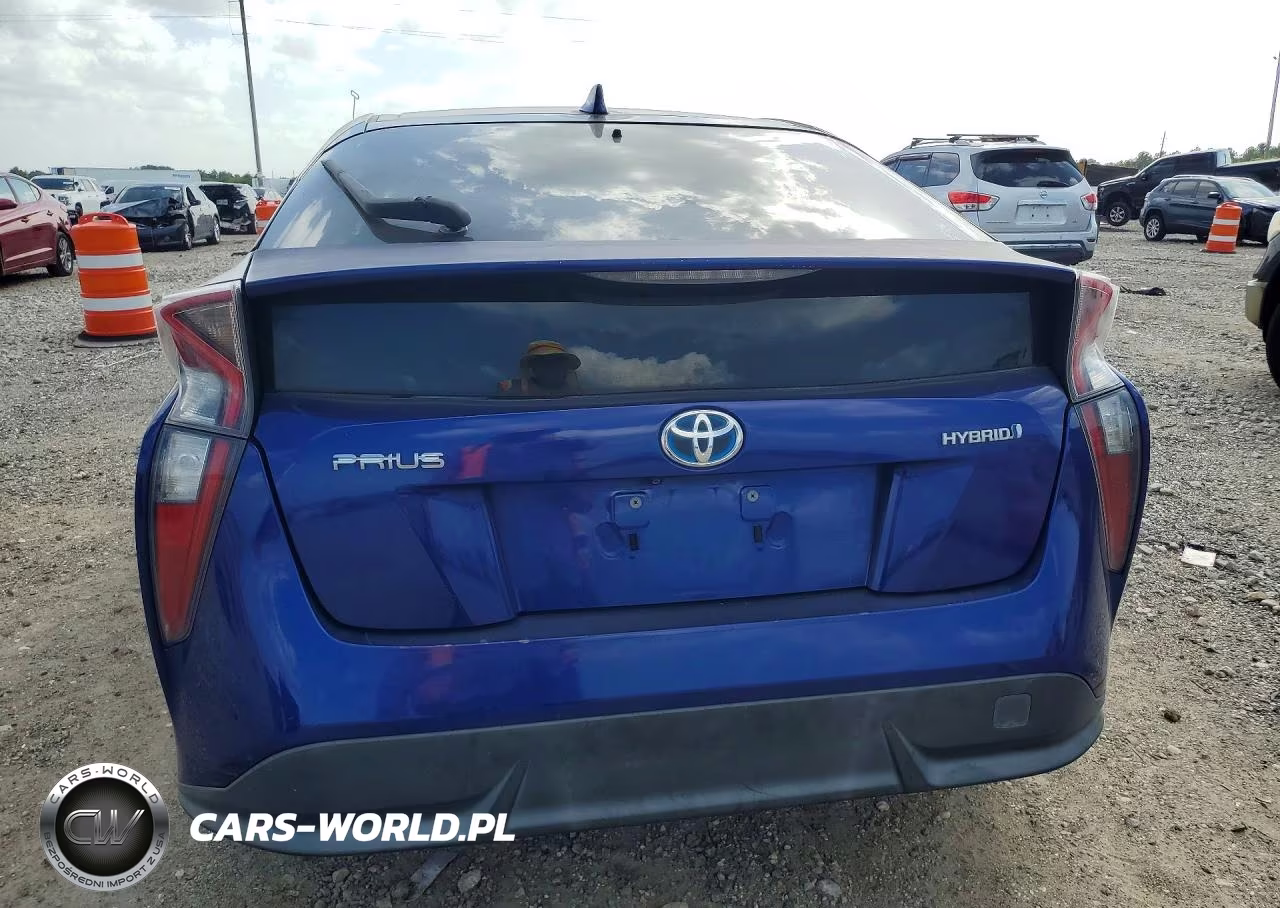 2016 Toyota Prius Three Touring VIN:JTDKARFU9G3519710 - 6