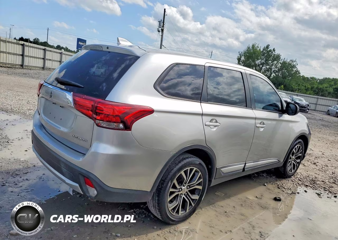 2018 Mitsubishi Outlander Se VIN:JA4AZ3A35JZ061355 - 3