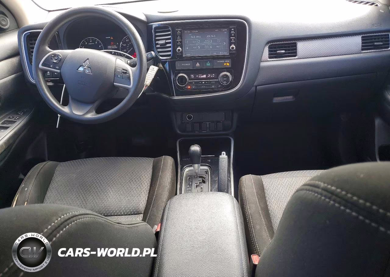 2018 Mitsubishi Outlander Se VIN:JA4AZ3A35JZ061355 - 8