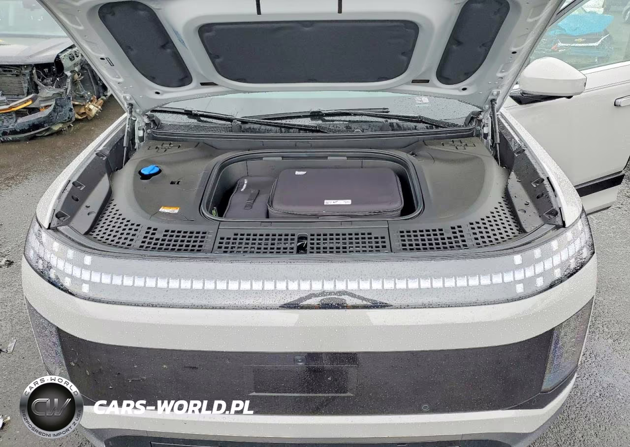 2026 Hyundai Ioniq 9 Calligraphy VIN:7YAMYFS55TY010995 - 12