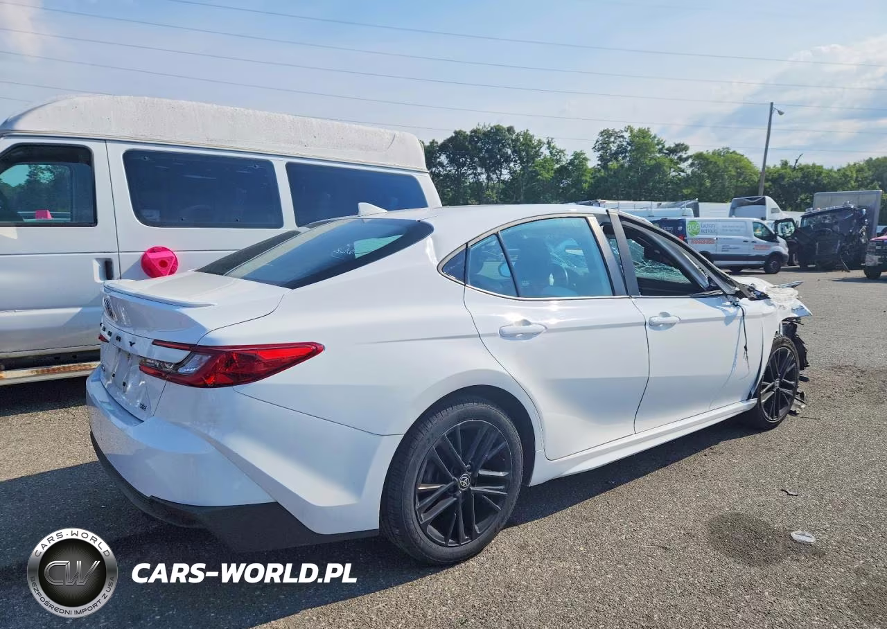 2025 Toyota Camry Se VIN:4T1DAACK6SU005793 - 3