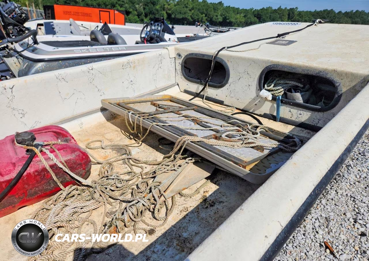 1999 Carolina Classic Boat VIN:EKHJ4205H899 - 5