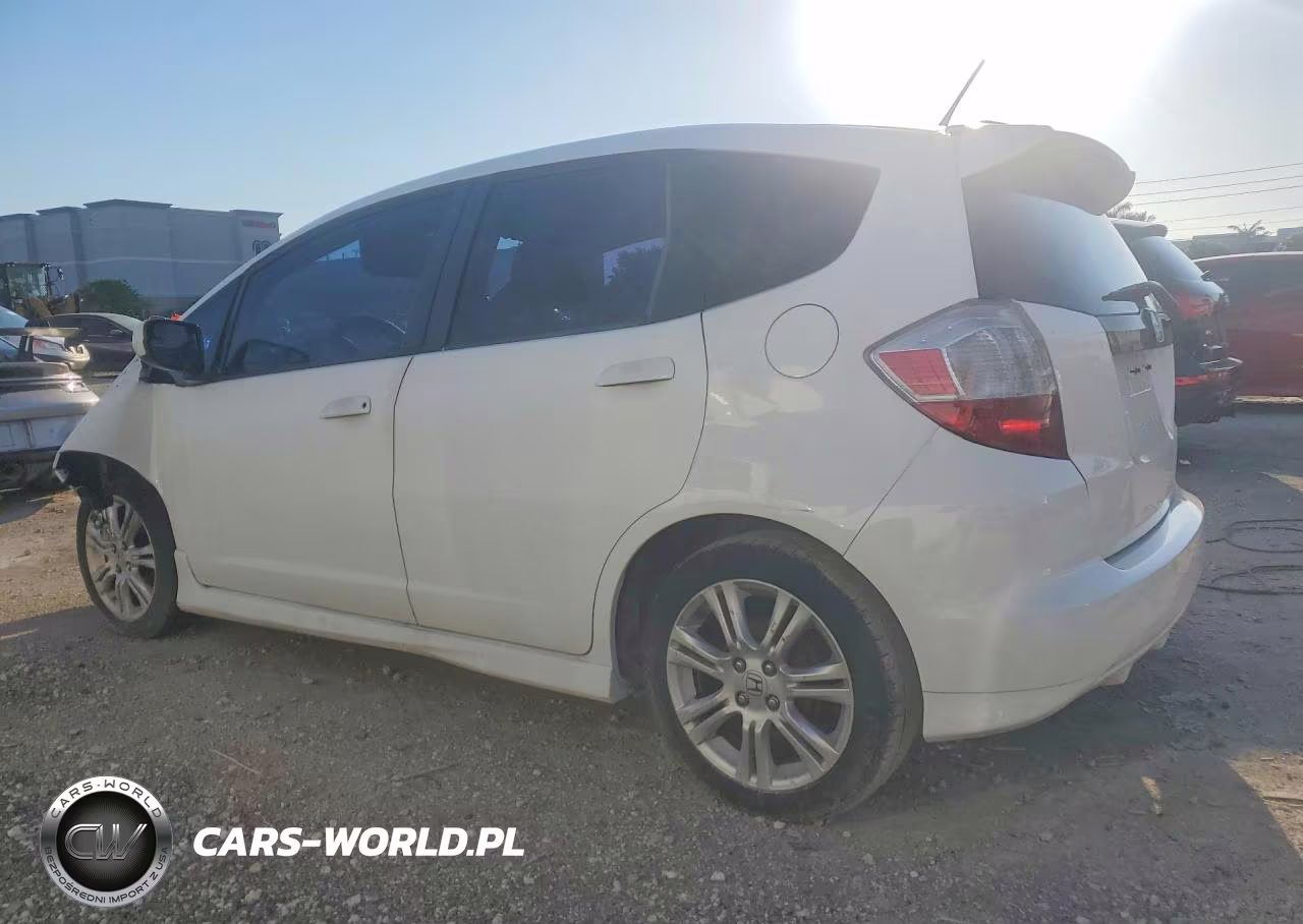 2010 Honda Fit Sport VIN:JHMGE8H43AC003883 - 2