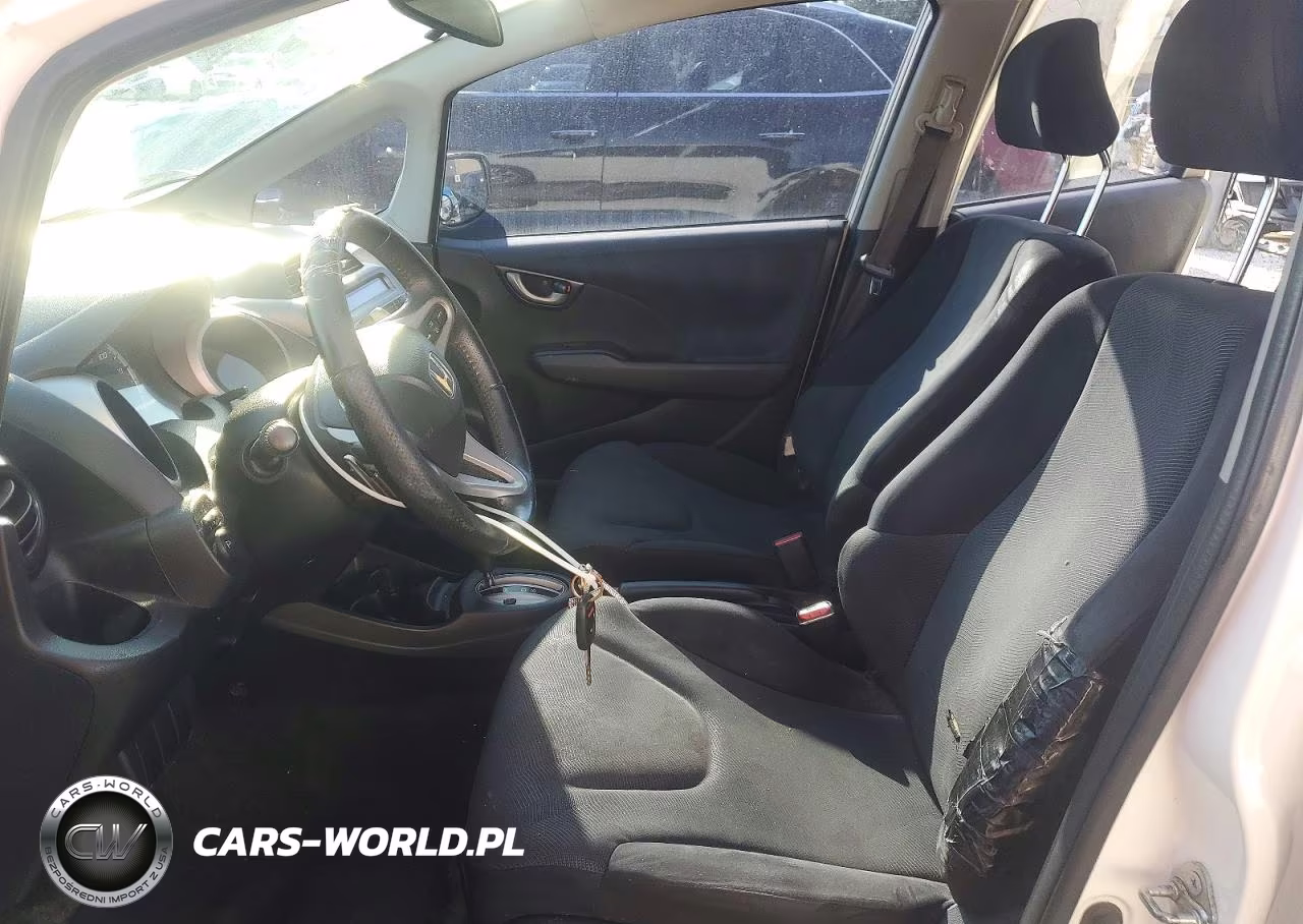 2010 Honda Fit Sport VIN:JHMGE8H43AC003883 - 7
