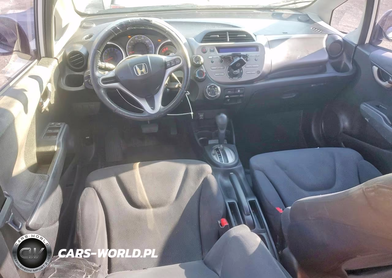 2010 Honda Fit Sport VIN:JHMGE8H43AC003883 - 8