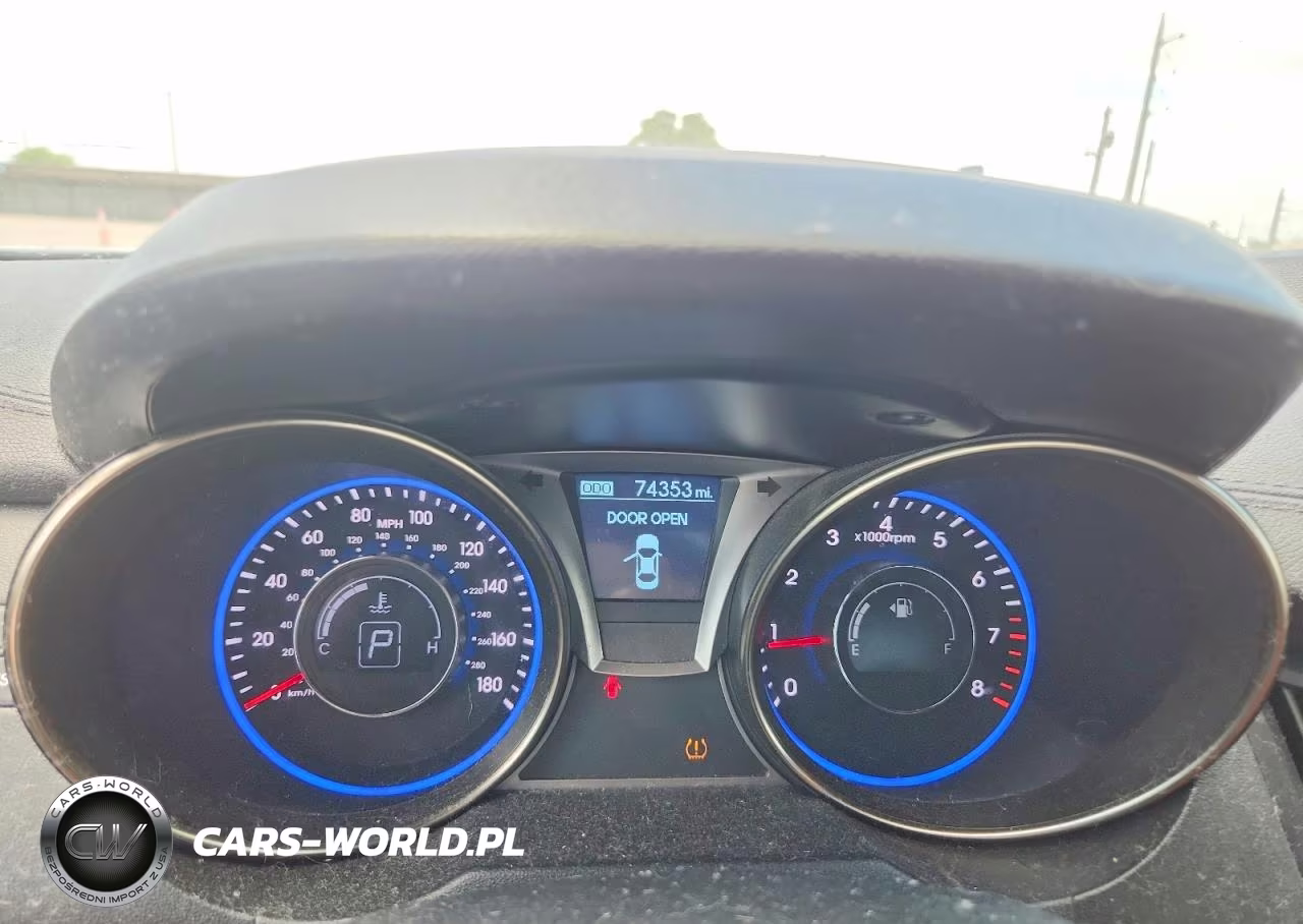 2016 Hyundai Genesis Coupe 3.8 Ultimate VIN:KMHHU6KJXGU131404 - 9