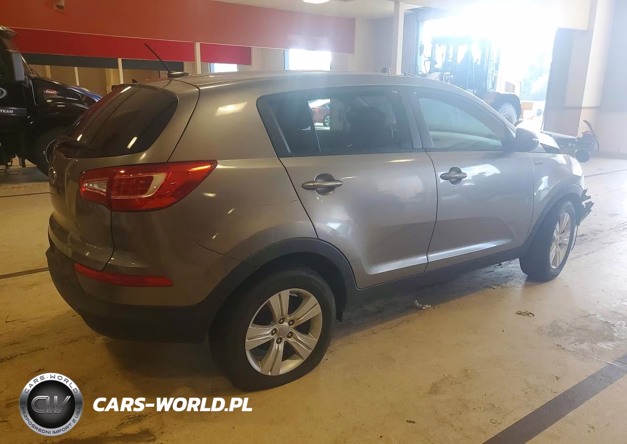 2012 Kia Sportage Lx VIN:KNDPBCA2XC7210577 - 3