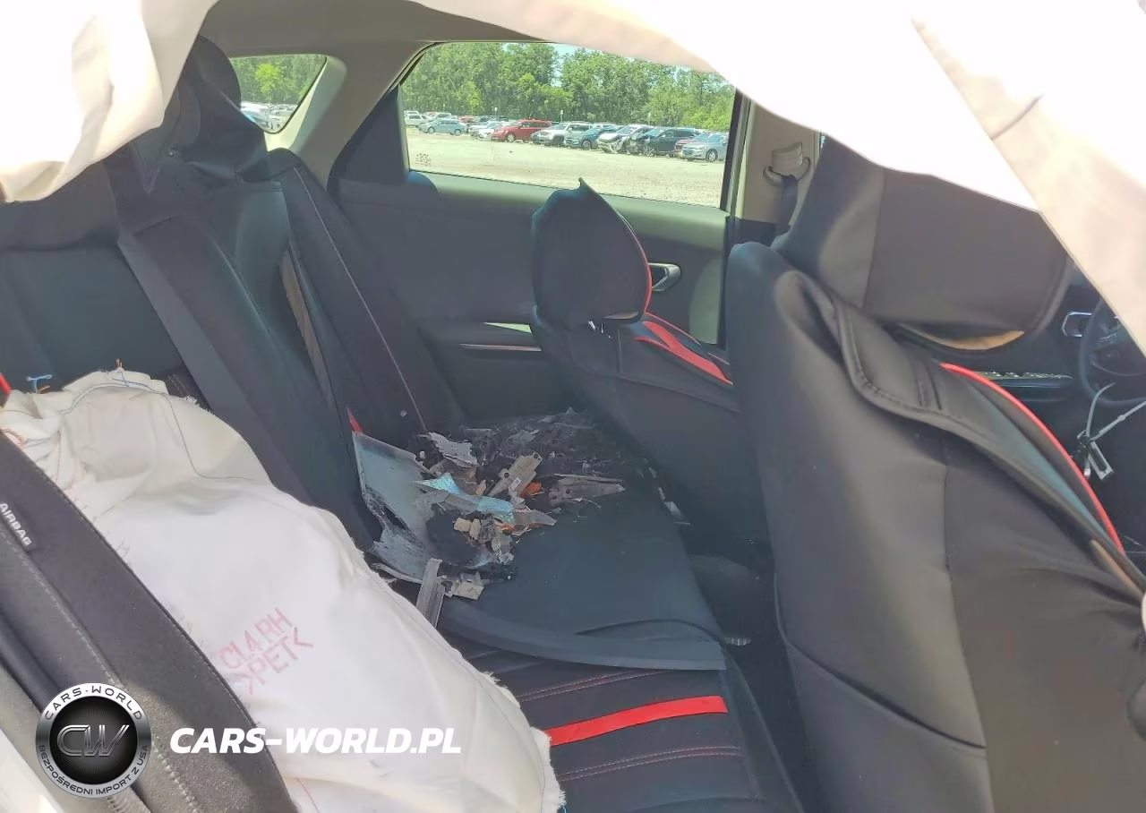 2025 Kia K4 Lxs VIN:3KPFT4DEXSE048100 - 10