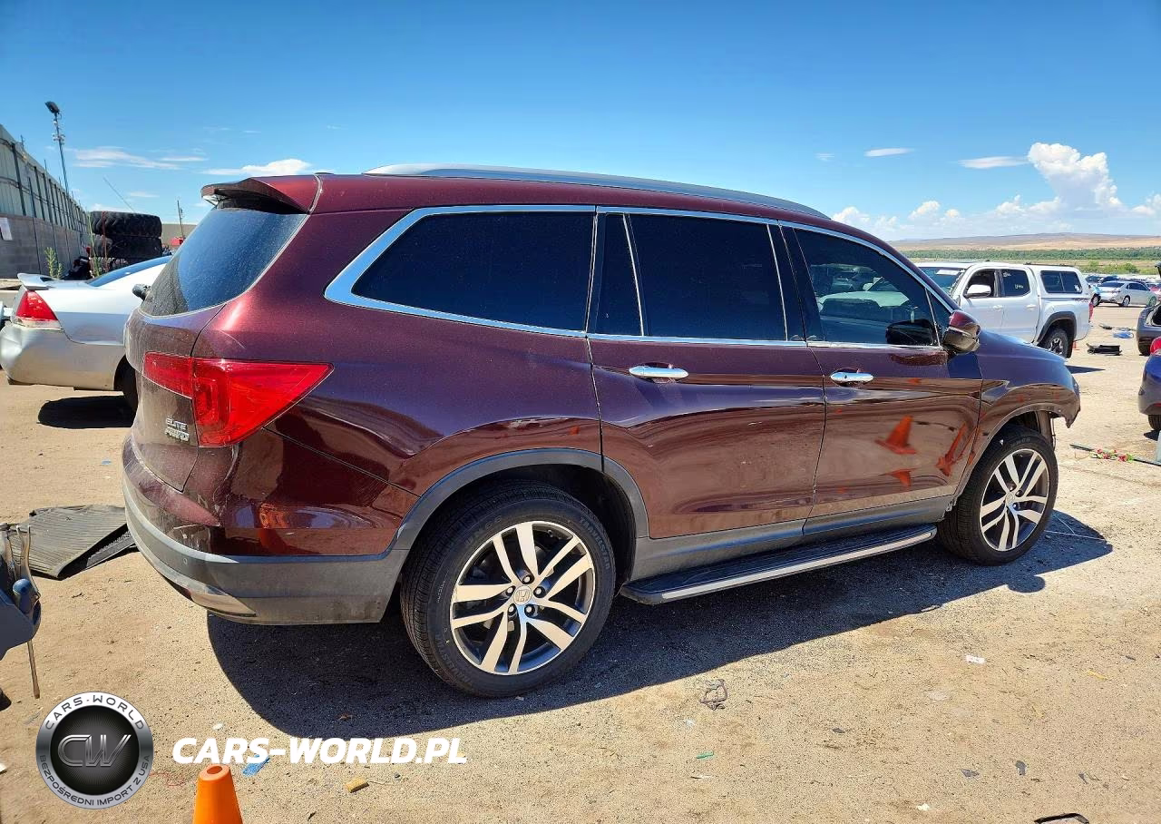 2017 Honda Pilot Elite VIN:5FNYF6H0XHB018835 - 3