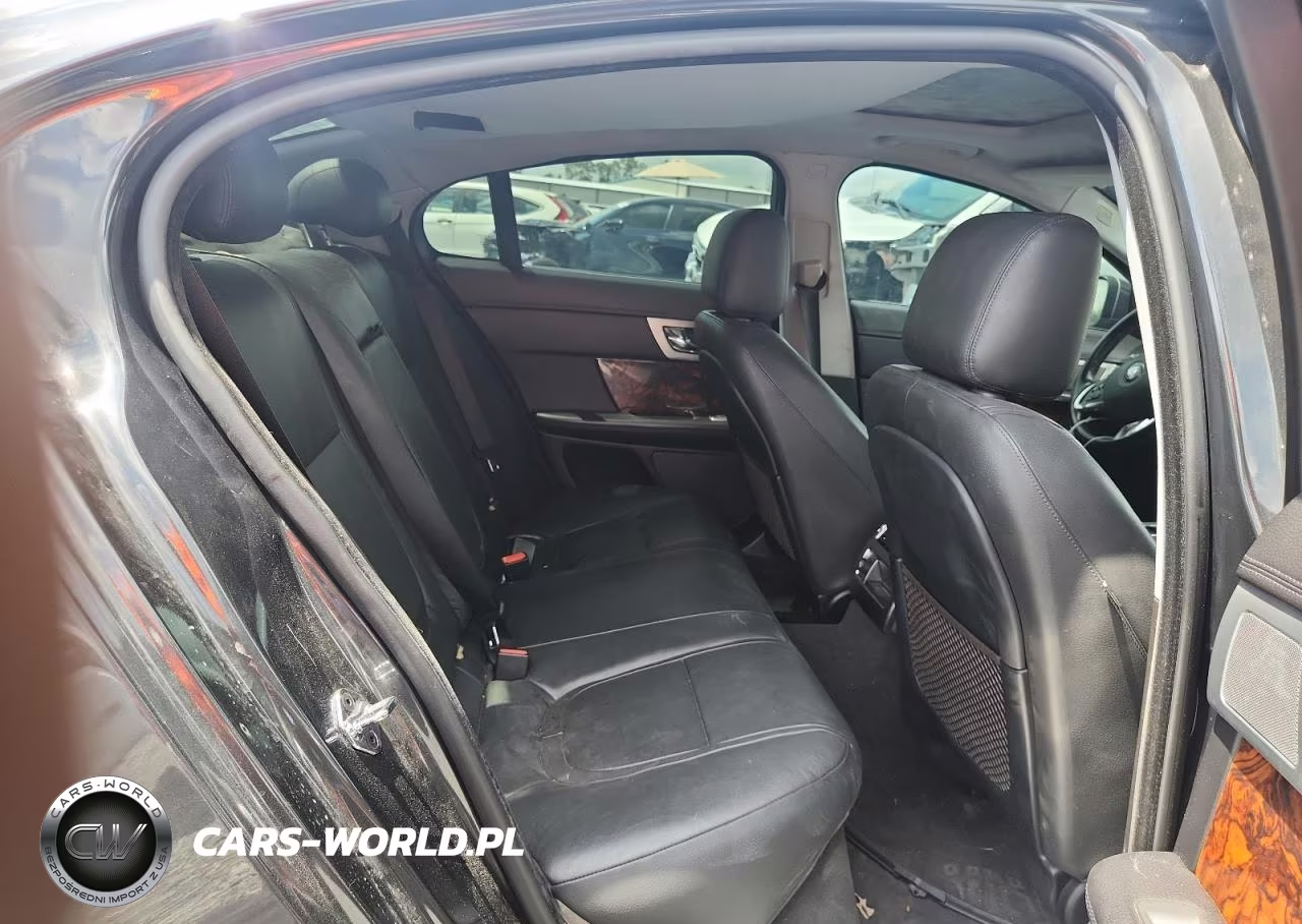 2015 Jaguar Xf 2.0T Premium VIN:SAJWA0FS9FPU78984 - 10