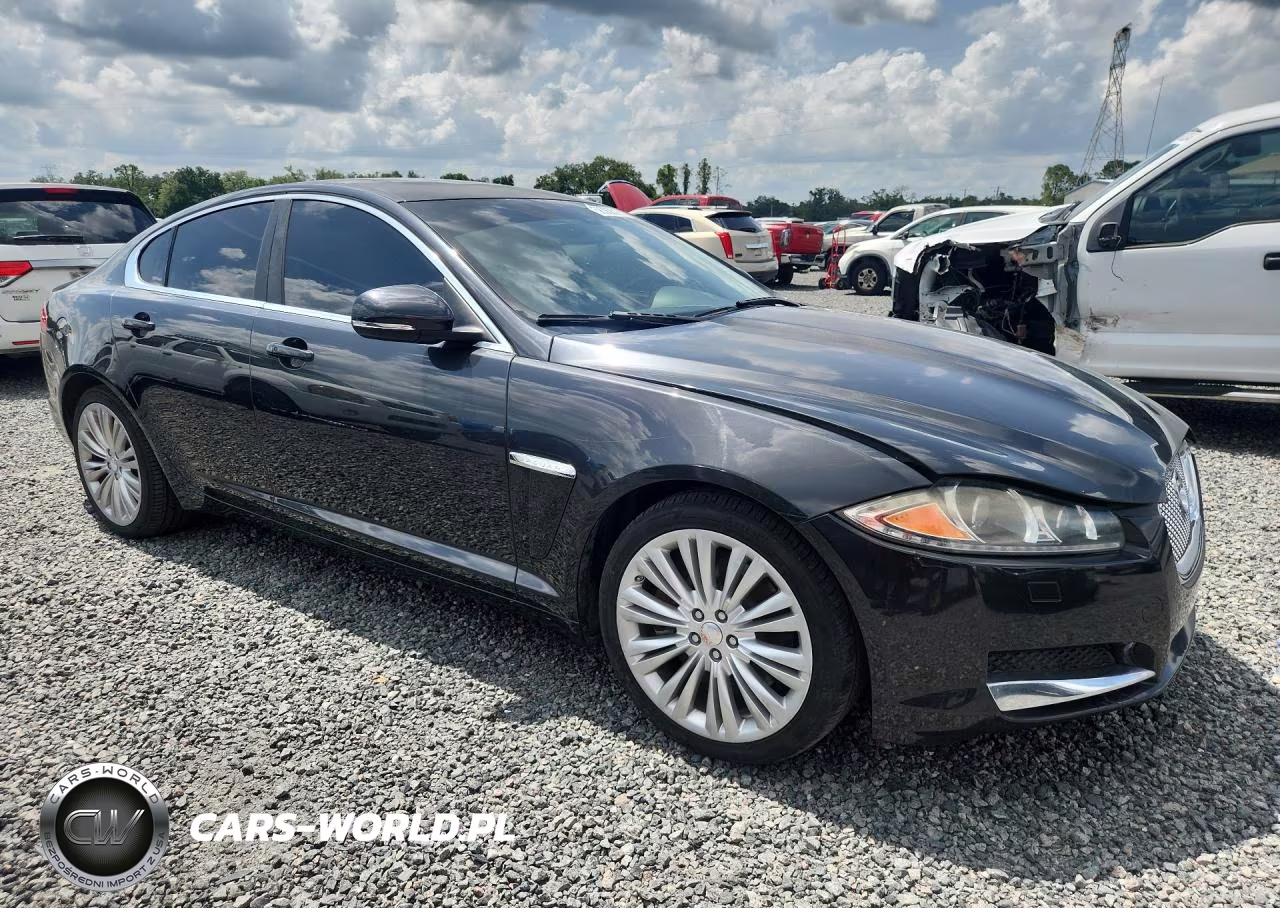 2015 Jaguar Xf 2.0T Premium VIN:SAJWA0FS9FPU78984 - 4