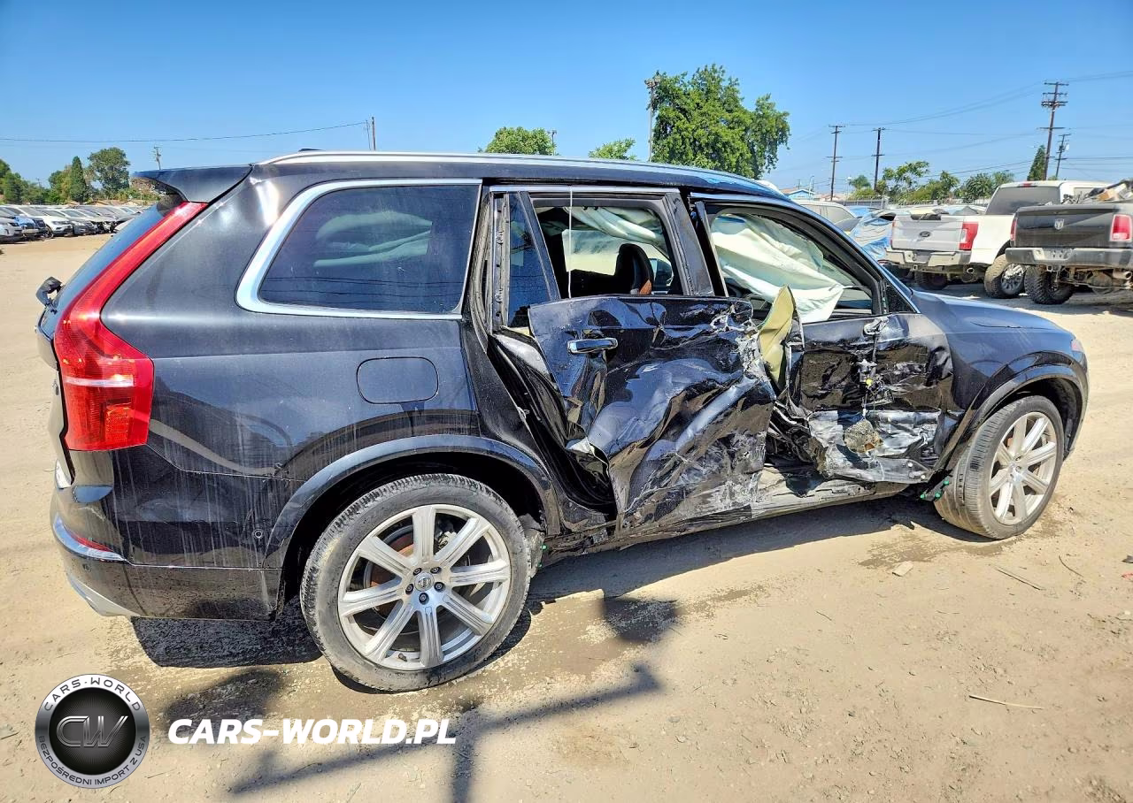 2018 Volvo Xc90 T6 VIN:YV4A22PLXJ1341330 - 3