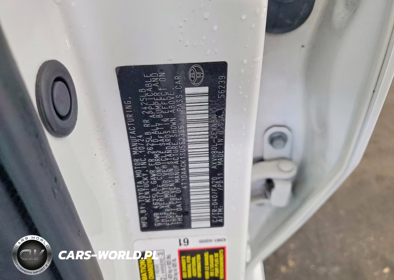 2025 Toyota Camry Le VIN:4T1DAACK1SU552356 - 13