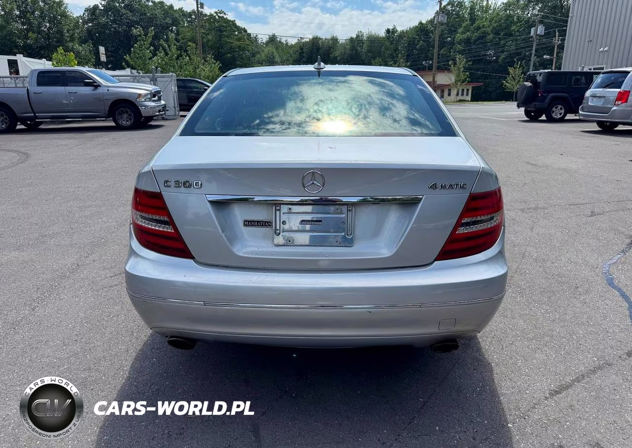 2014 Mercedes-Benz C 300 4Matic VIN:WDDGF8AB7EG239514 - 6