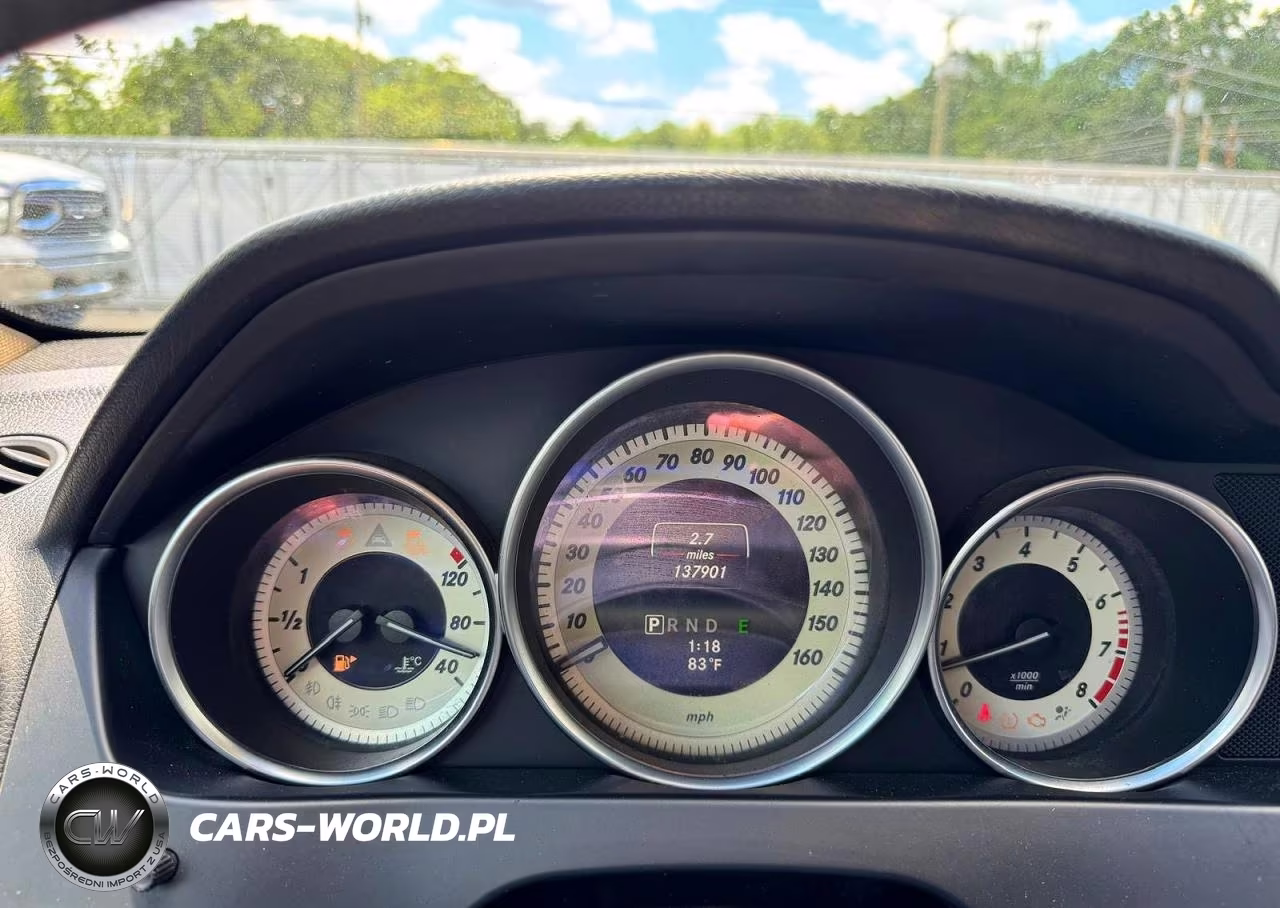 2014 Mercedes-Benz C 300 4Matic VIN:WDDGF8AB7EG239514 - 9