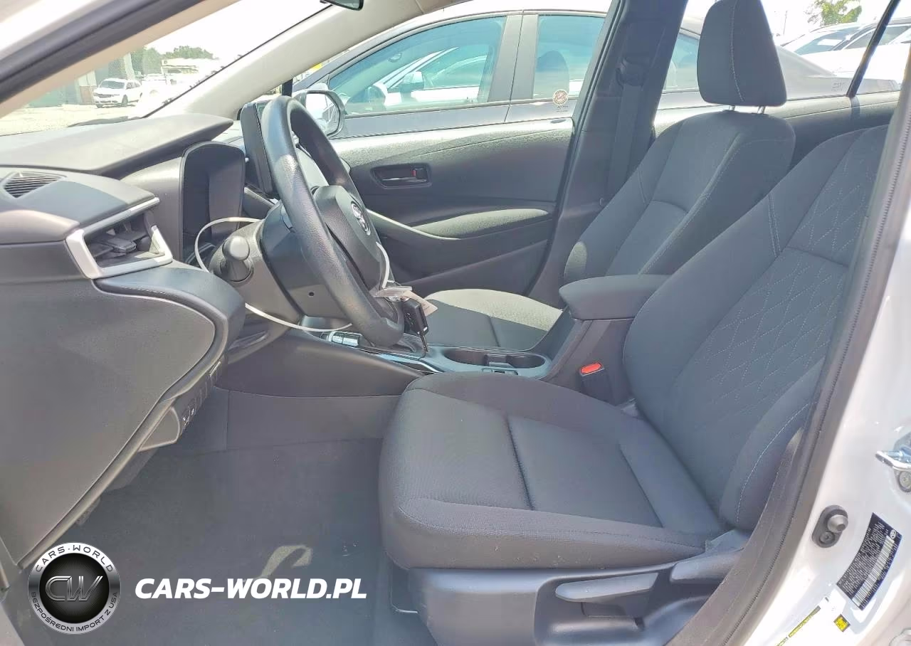 2026 Toyota Corolla Le VIN:5YFB4MDEXTP393428 - 7