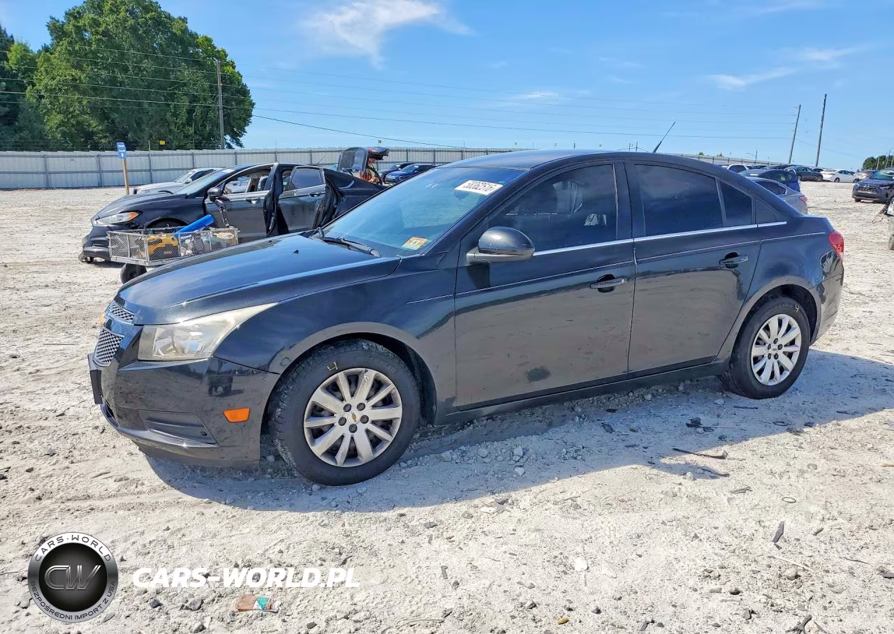 2011 Chevrolet Cruze Lt – zdjęcie 1 z 12