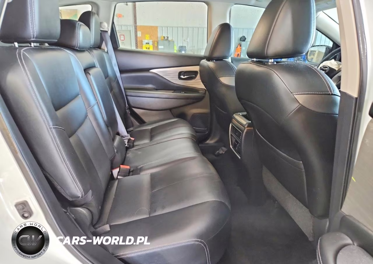 2017 Nissan Murano Platinum VIN:5N1AZ2MG3HN175009 - 10