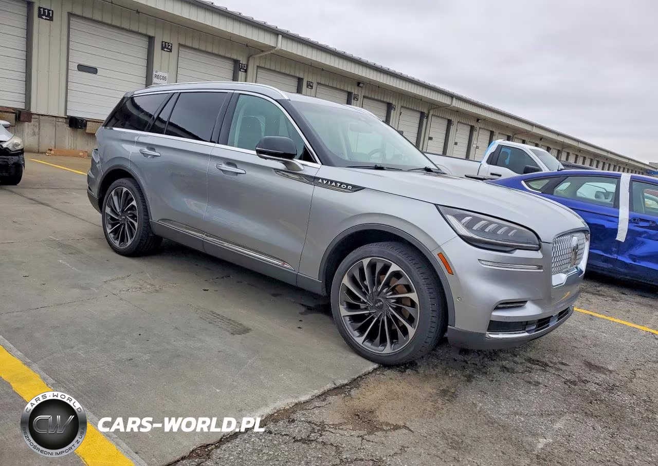 2023 Lincoln Aviator Reserve VIN:5LM5J7XC9PGL29012 - 4