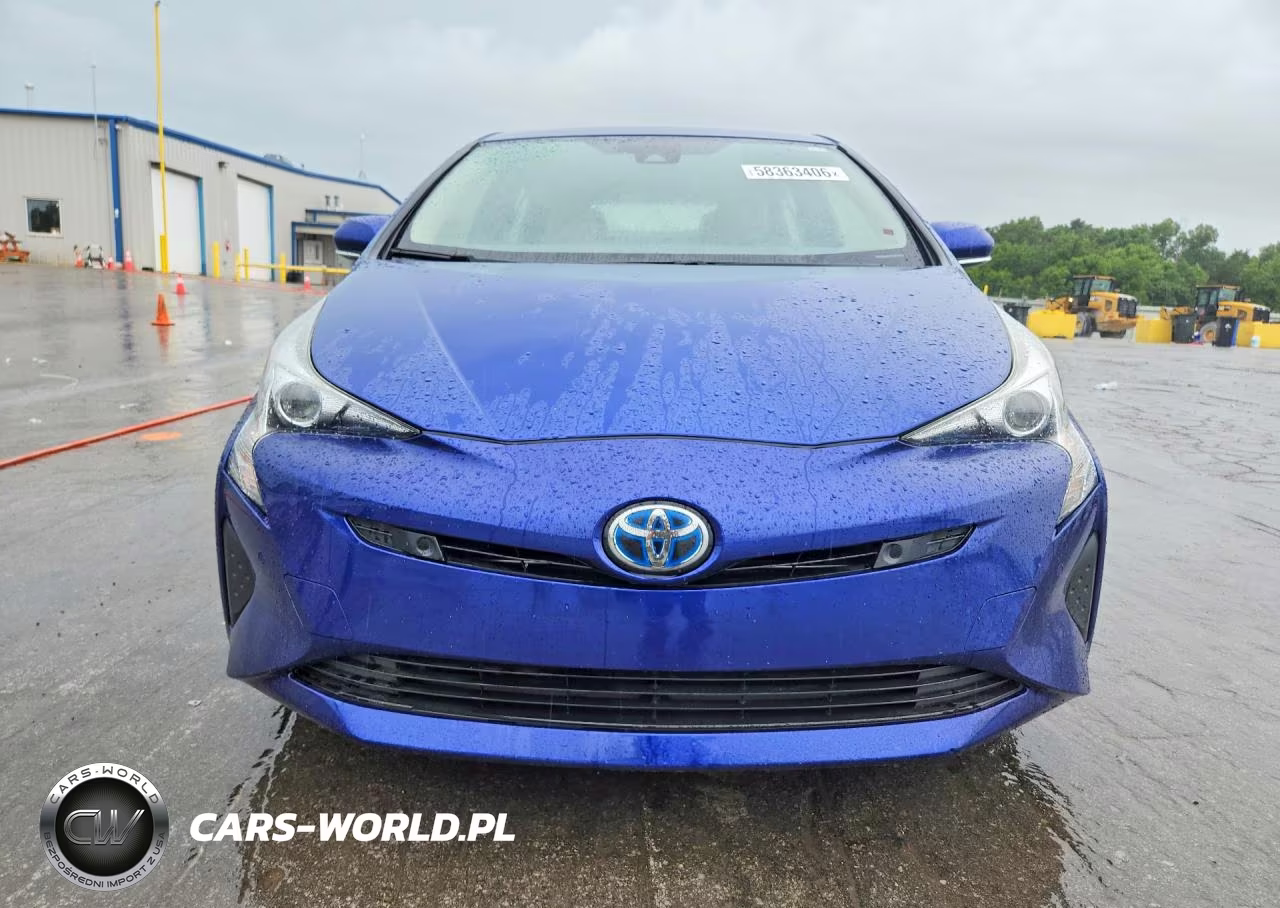 2017 Toyota Prius Three VIN:JTDKARFU5H3049418 - 5