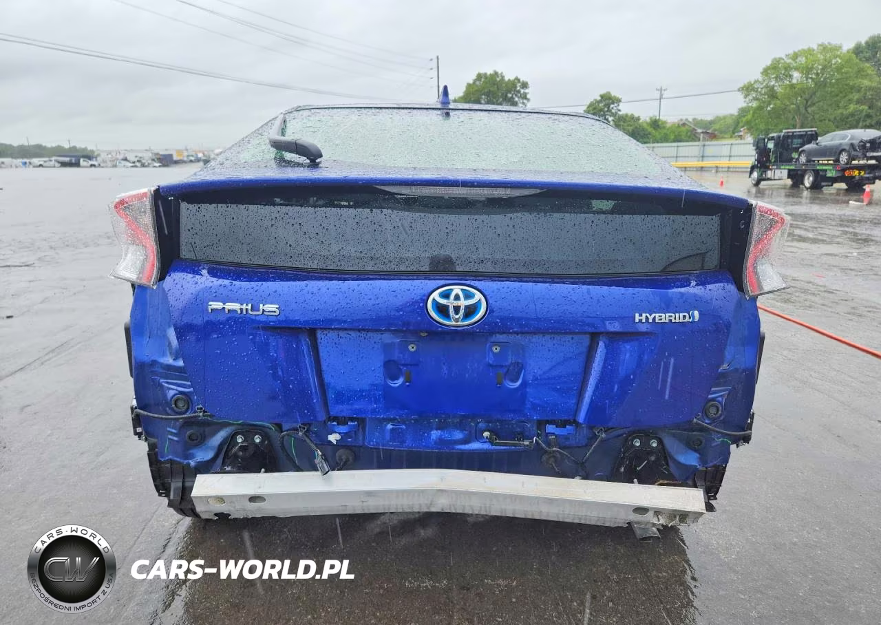2017 Toyota Prius Three VIN:JTDKARFU5H3049418 - 6