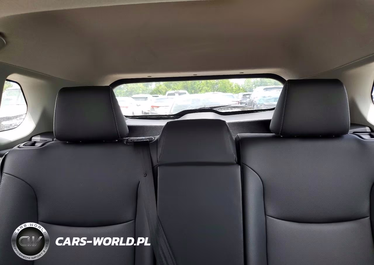 2022 Toyota Corolla Cross Xle VIN:7MUDAABG2NV040380 - 10