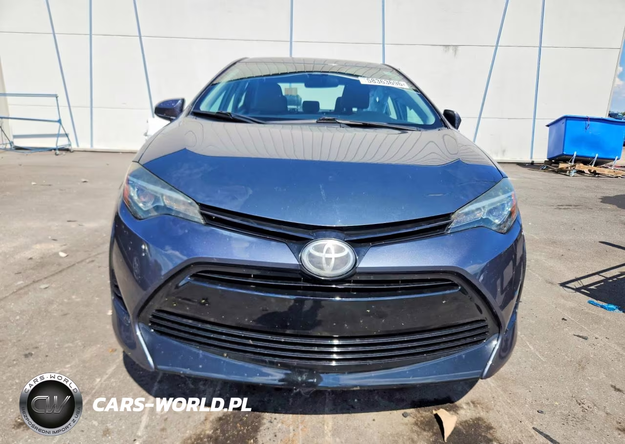 2018 Toyota Corolla Le VIN:5YFBURHE9JP826693 - 5